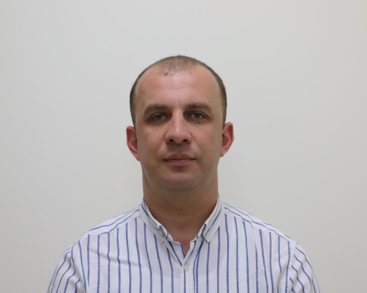 რატი ყოლბაია